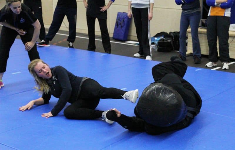 MODEL MUGGING, UNITED STATES OF AMERICA